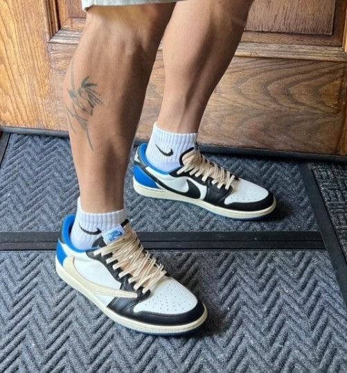 Nike Air Jordan 1 Low Travis Scott Fragment