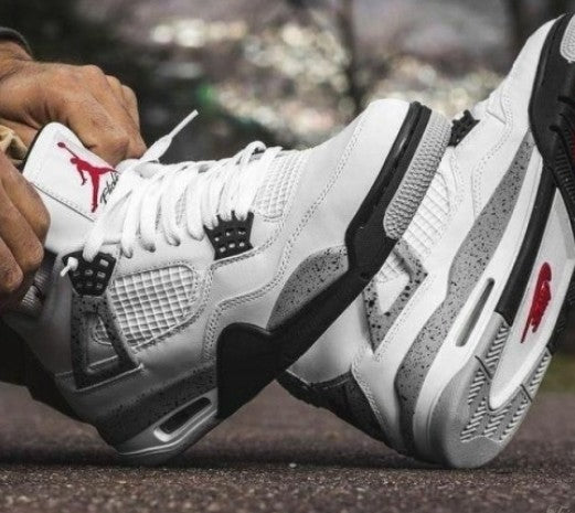 Nike Air Jordan Retro 4 “White Cement”