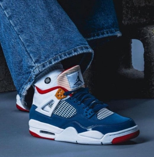 Nike Jordan Retro 4 GS “Messy Room”