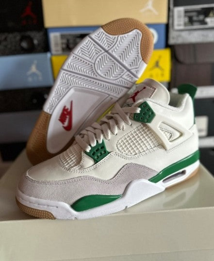 Air Jordan Retro 4 “Pine Green”