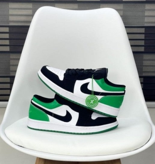 Air Jordan 1 Low "Black Mystic Green