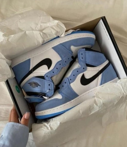 Air Jordan Retro 1 University Blue