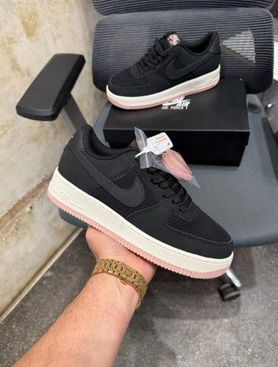 Nike Air Force 1 07 LX