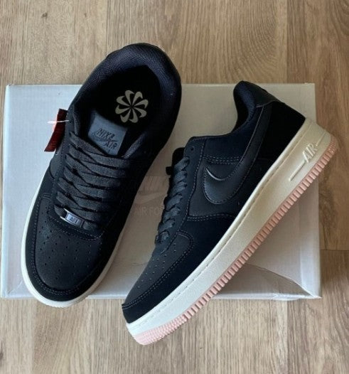 Nike Air Force 1 07 LX