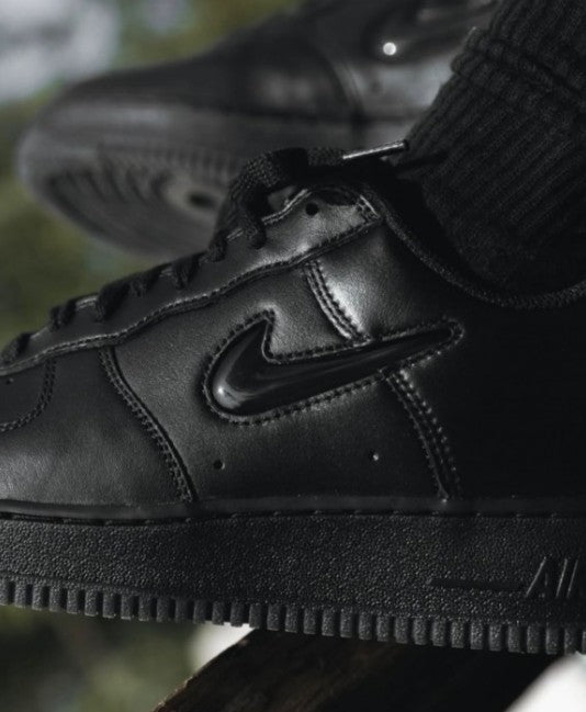 Nike Air Force 1 Low Retro Black
